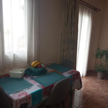 Alexandra's * Pilí